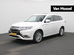 Mitsubishi Outlander - 2.4 PHEV Intense+ | CAMERA | NAVIGATIE | STOELVERWARMING | SCHUIF-KANTELDAK