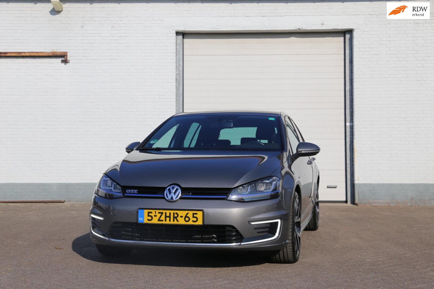 Volkswagen Golf - 2e eigenaar- auto is in nieuw staat - AutoWereld.nl