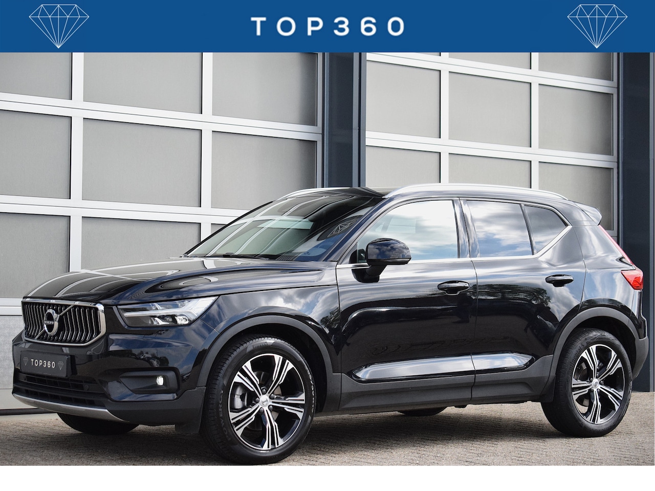 Volvo XC40 - 2.0 B4 Inscription Leer | Camera | Elek.stoelen - AutoWereld.nl