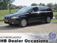 Volvo V50 - 2.5 T5 AWD Summum 230 Pk - Airco - Navigatie