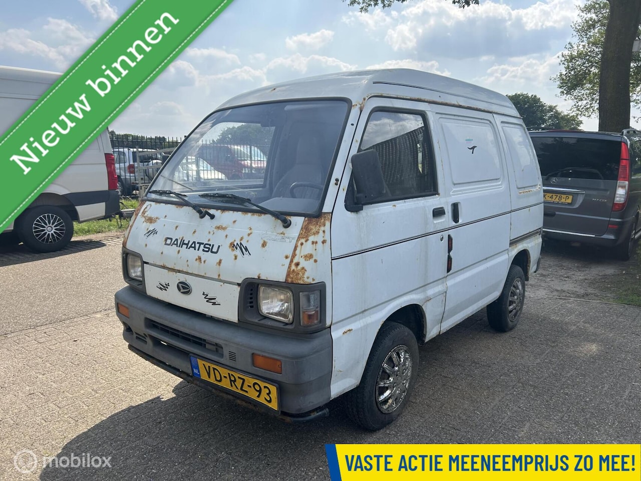 Daihatsu HiJet - 1.0 Blind Van 1.0 Blind Van - AutoWereld.nl