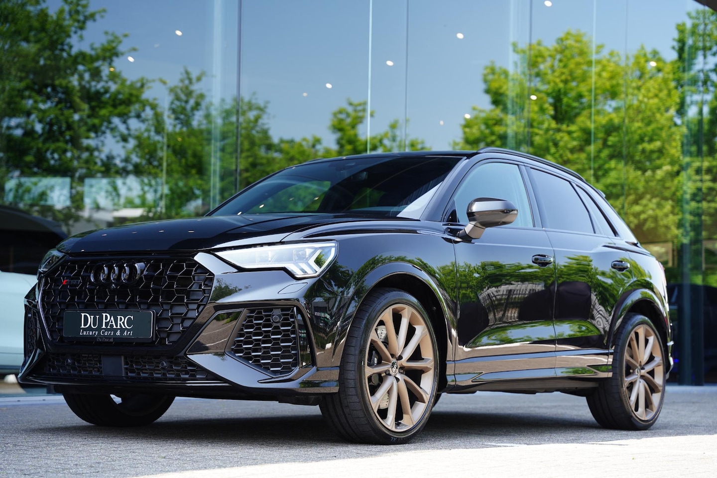 Audi RSQ3 - 2.5 TFSI RS Panoramadak SONOS RS-Seats - AutoWereld.nl