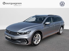 Volkswagen Passat Variant - 1.4 TSI PHEV GTE Business | 218 pk | Trekhaak | ERGO Massage | Clima | IQ. Light | Virtual