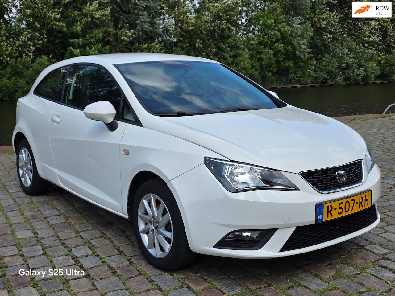 Seat Ibiza - 1.2 Reference zeer mooi auto airco navigatie elektrische ramen cv op afs - AutoWereld.nl