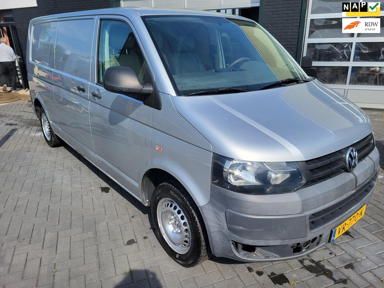 Volkswagen Transporter - 2.0 TDI L2H1 Baseline 5 bak euro 5 - AutoWereld.nl