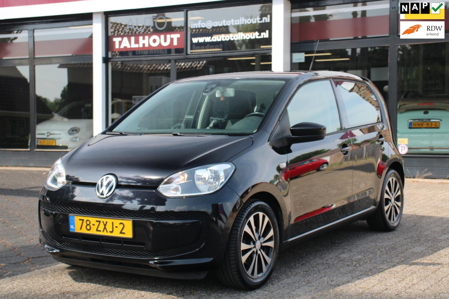 Volkswagen Up! - 1.0 move up! BlueMotion - LEDER, NAVIGATIE, BLUETOOTH, 5 DEURS, CRUISE CONTROL - AutoWereld.nl