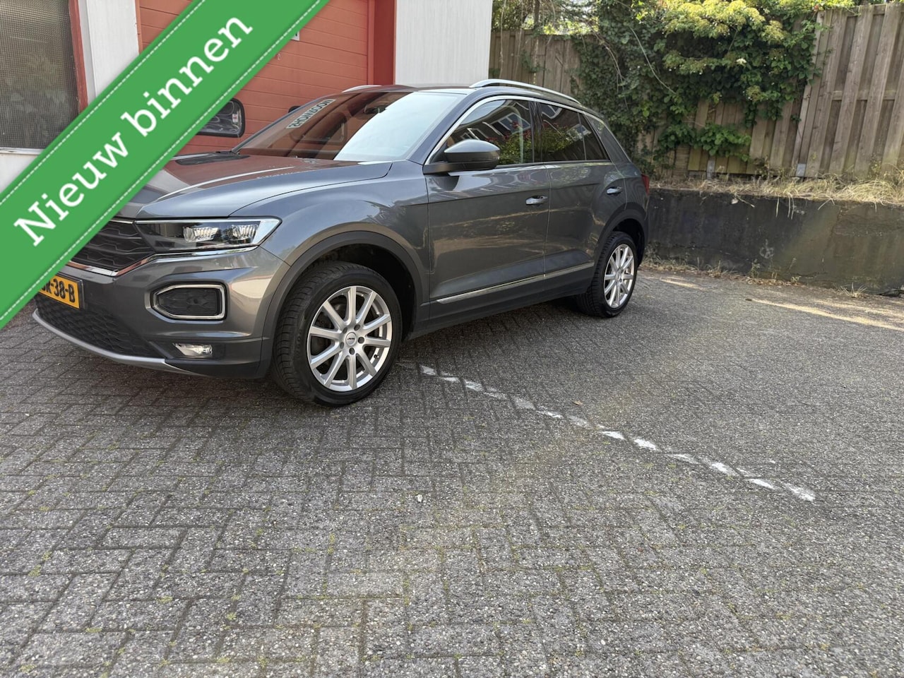 Volkswagen T-Roc - 1.5 TSI Sport 1.5 TSI Sport - AutoWereld.nl