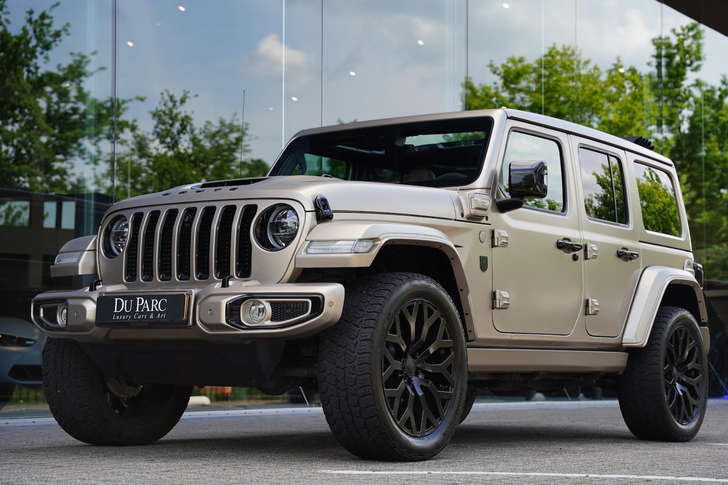 Jeep Wrangler Unlimited - BRUTE 4xe 380 Rubicon BTW Performance Pack Skyview - AutoWereld.nl