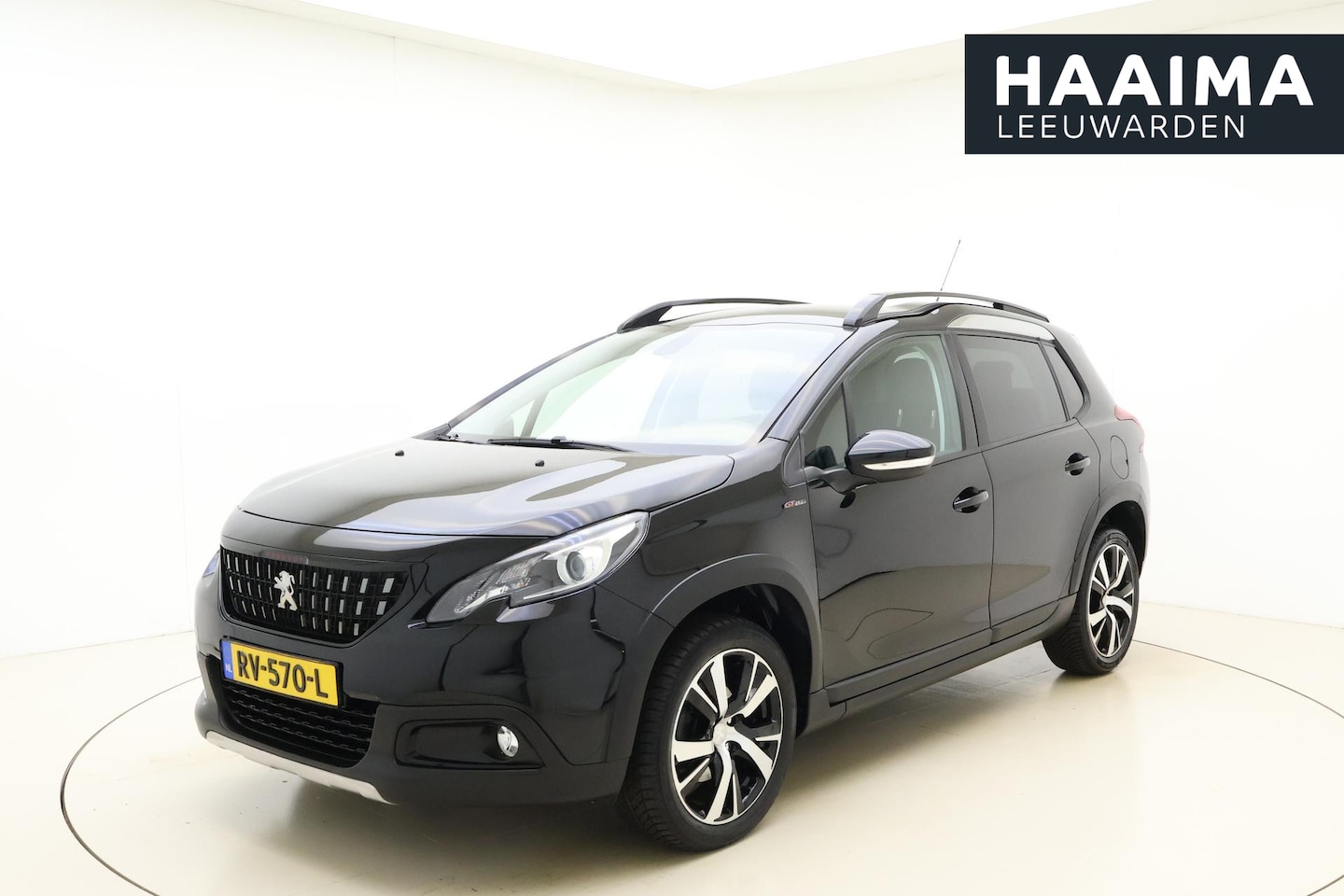 Peugeot 2008 - 1.2 PureTech GT-line 110 PK | Handgeschakeld | Parkeersensor | Climate Control | Navigatie - AutoWereld.nl
