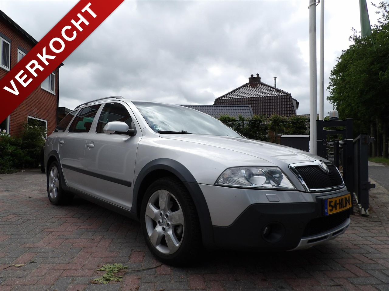 Skoda Octavia Combi - 2.0 TDI 103KW 4X4 - AutoWereld.nl