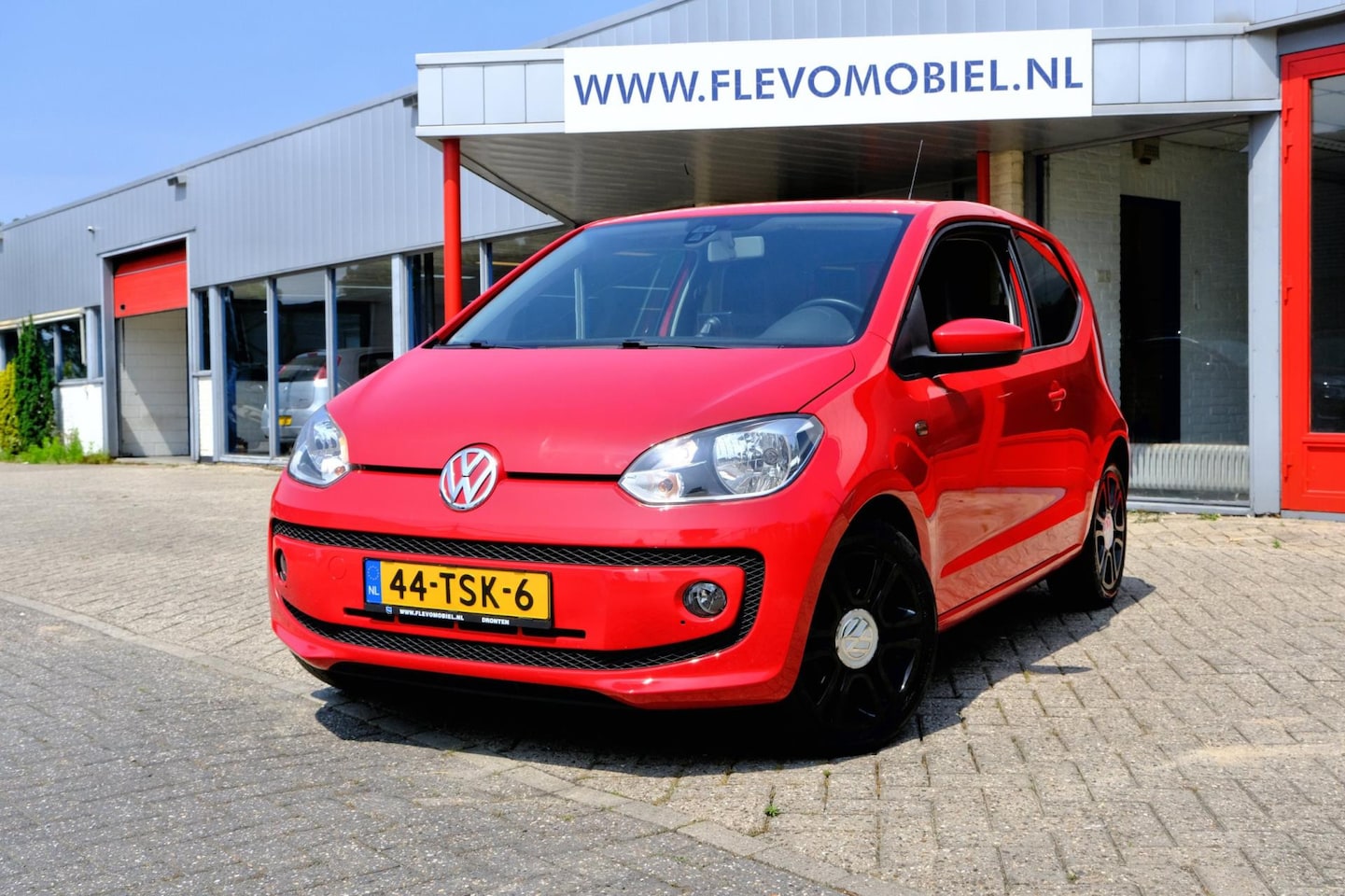 Volkswagen Up! - 1.0 high up! Navi|Airco|LMV - AutoWereld.nl