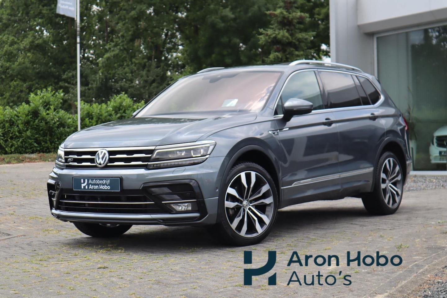 Volkswagen Tiguan Allspace - 2.0 TDI R-Line Pano, Dynaudio, Memory, 360° Camera - AutoWereld.nl