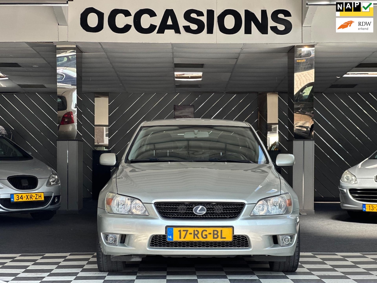Lexus IS - 200 Automaat PDC Leer Stoelverw Cruise Airco - AutoWereld.nl