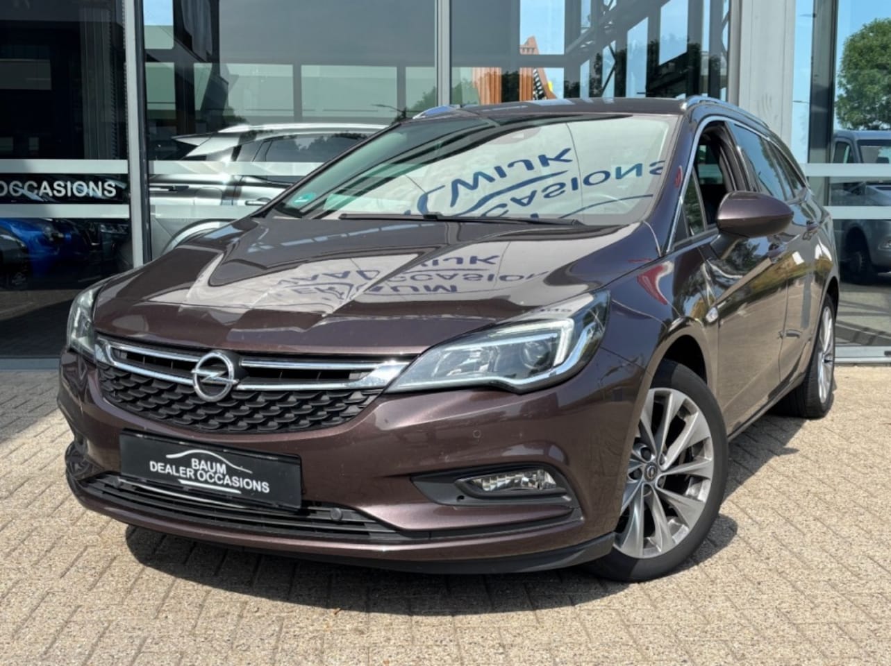 Opel Astra - 1.4 TURBO 150PK INNOVATION NAVI LEDER LMV PDC-CAMERA - AutoWereld.nl