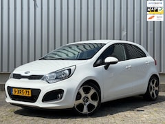 Kia Rio - 1.2 CVVT ExecutiveLine Airco, CruiseControle, KeylessGo, ElektrischeRamen, N.A.PApk tot 11