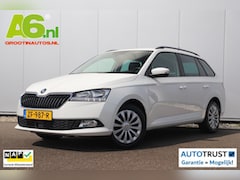 Skoda Fabia Combi - 1.0 TSI Ambition 95PK Trekhaak Navigatie Carplay Android Bluetooth Parkeersensor Getint Gl