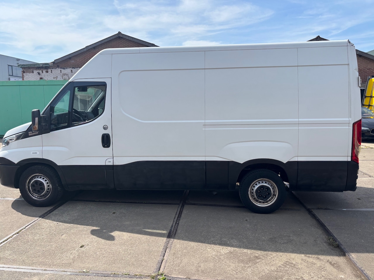 Iveco Daily - 35S16V 2.3 352 H2 L Euro 6!