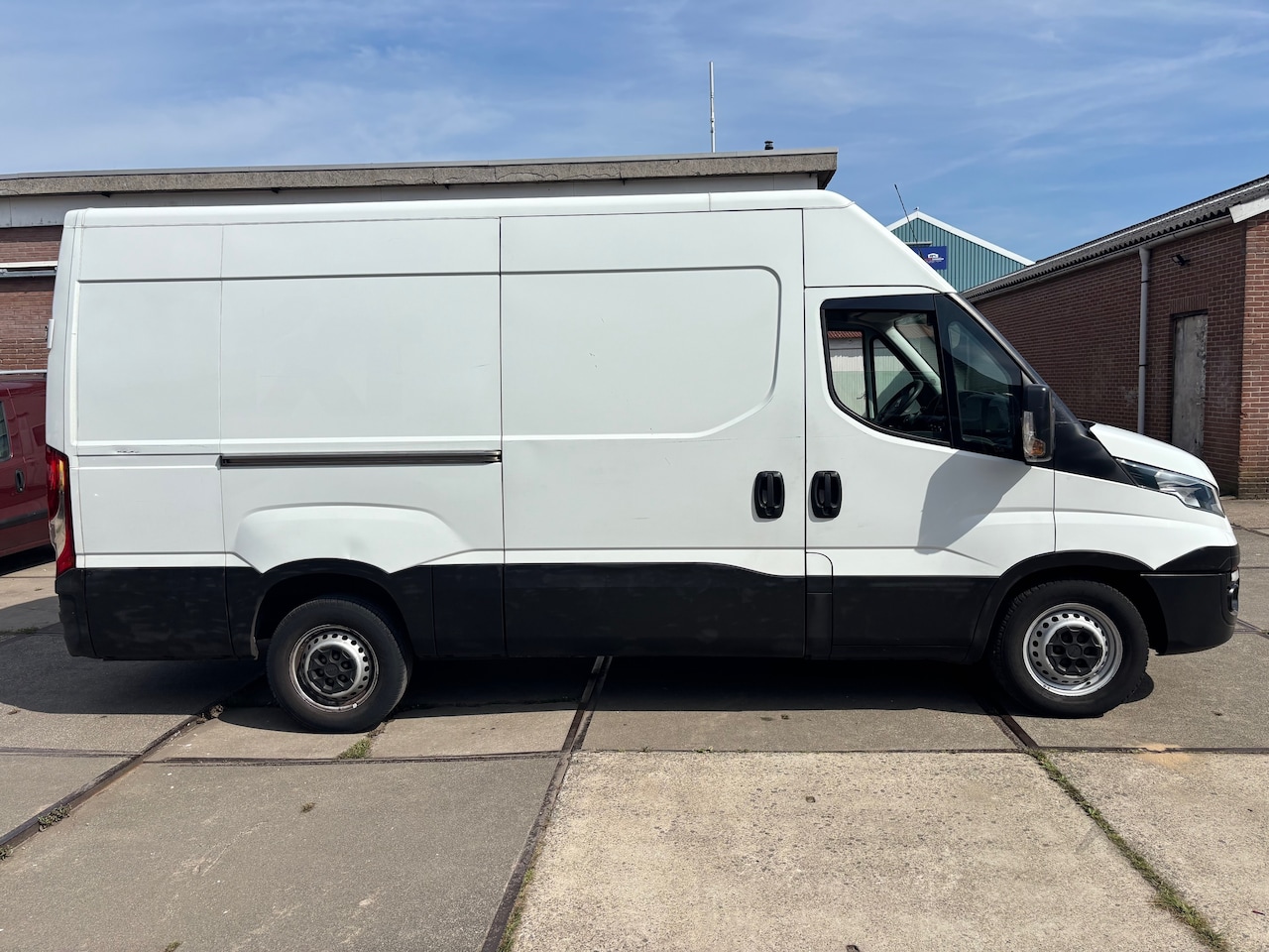 Iveco Daily - 35S16V 2.3 352 H2 L Euro 6!