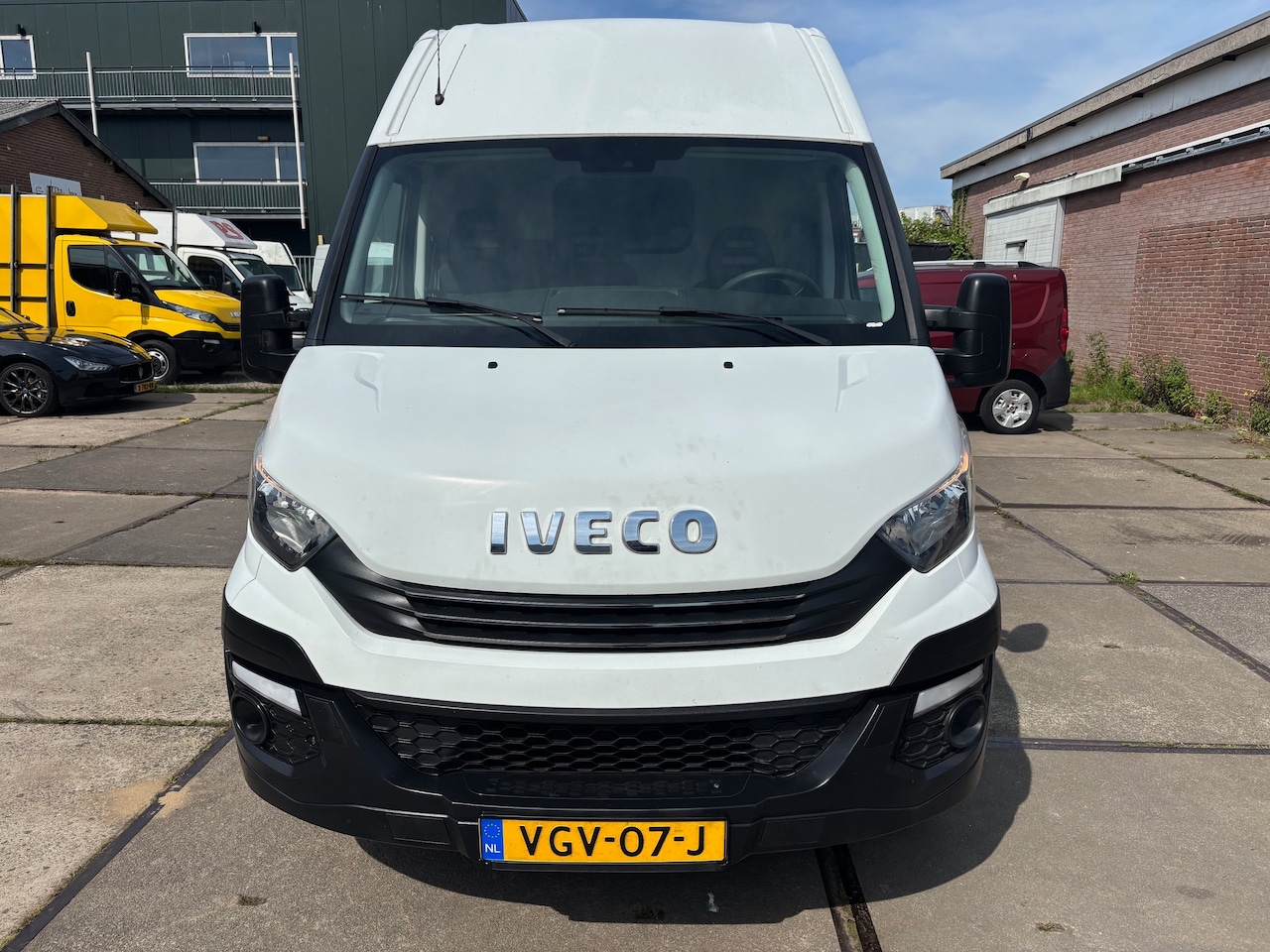 Iveco Daily - 35S16V 2.3 352 H2 L Euro 6!