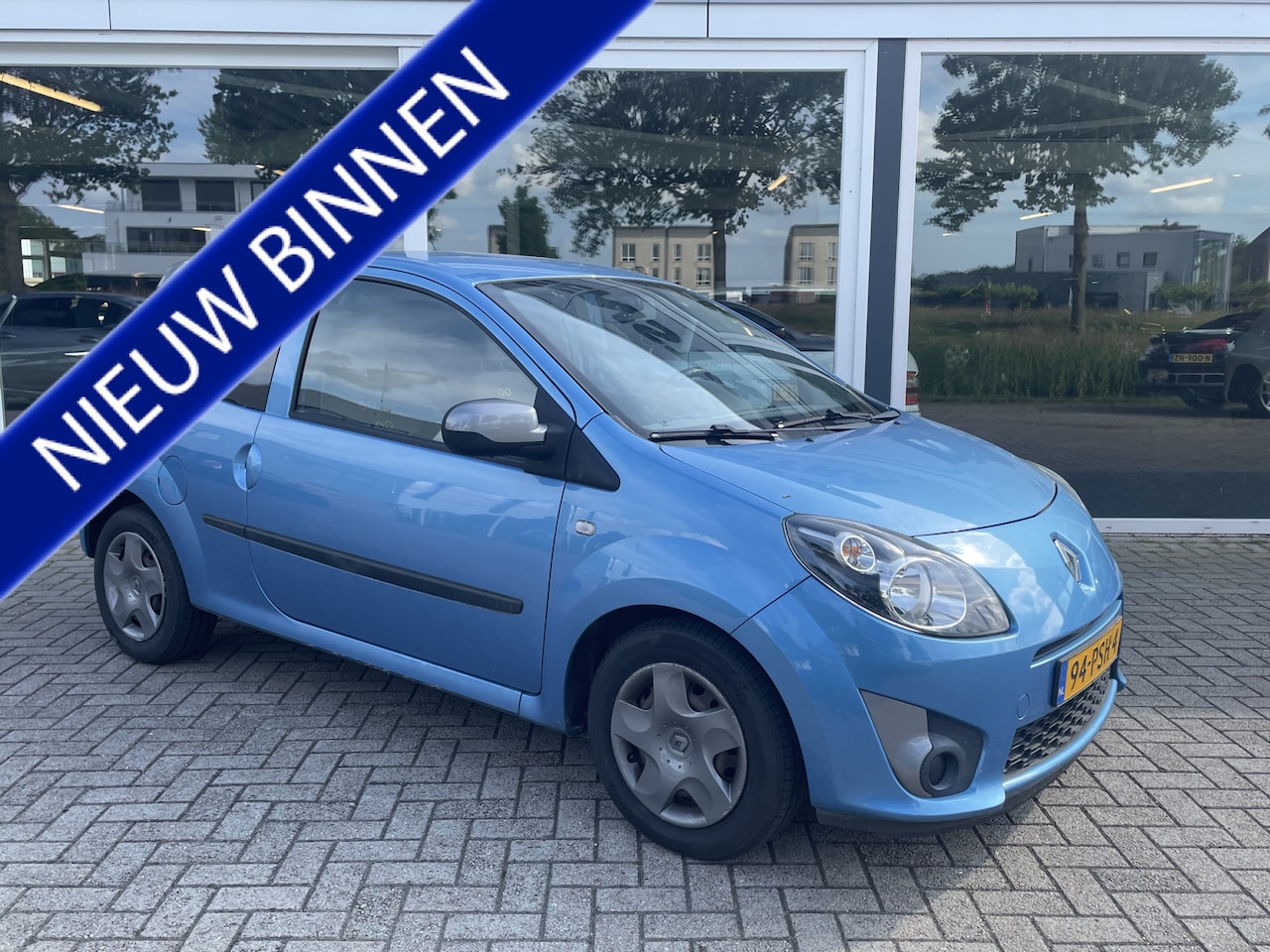 Renault Twingo - 1.2-16V Collection Airco / Sportief! / 4x ZGAN banden / CV / Toerenteller - AutoWereld.nl