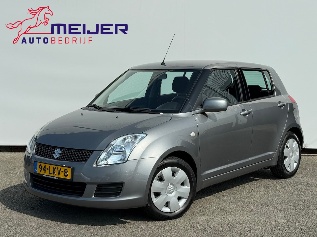 Suzuki Swift - 1.3 Cool 5 Deurs | Radio CD | Parrot | Airco | Afn Trekhaak !! - AutoWereld.nl
