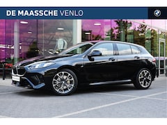 BMW 1-serie - 120 M Sport Automaat / Trekhaak / Sportstoelen / M Adaptief onderstel / Comfort Access / A