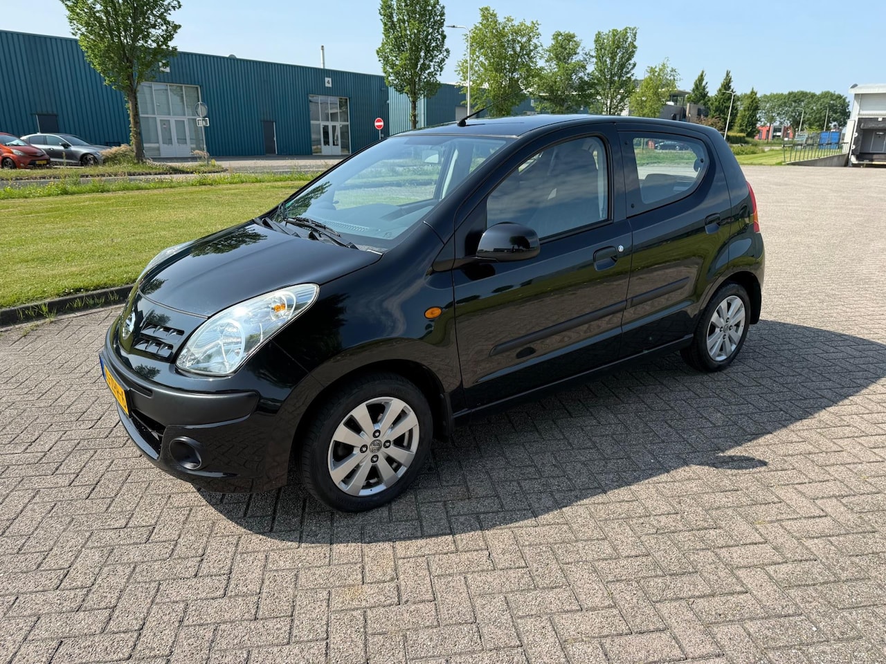 Nissan Pixo - 1.0 Look Airco - AutoWereld.nl
