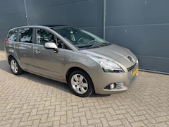 Peugeot 5008 - 1.6 VTi ST 7p