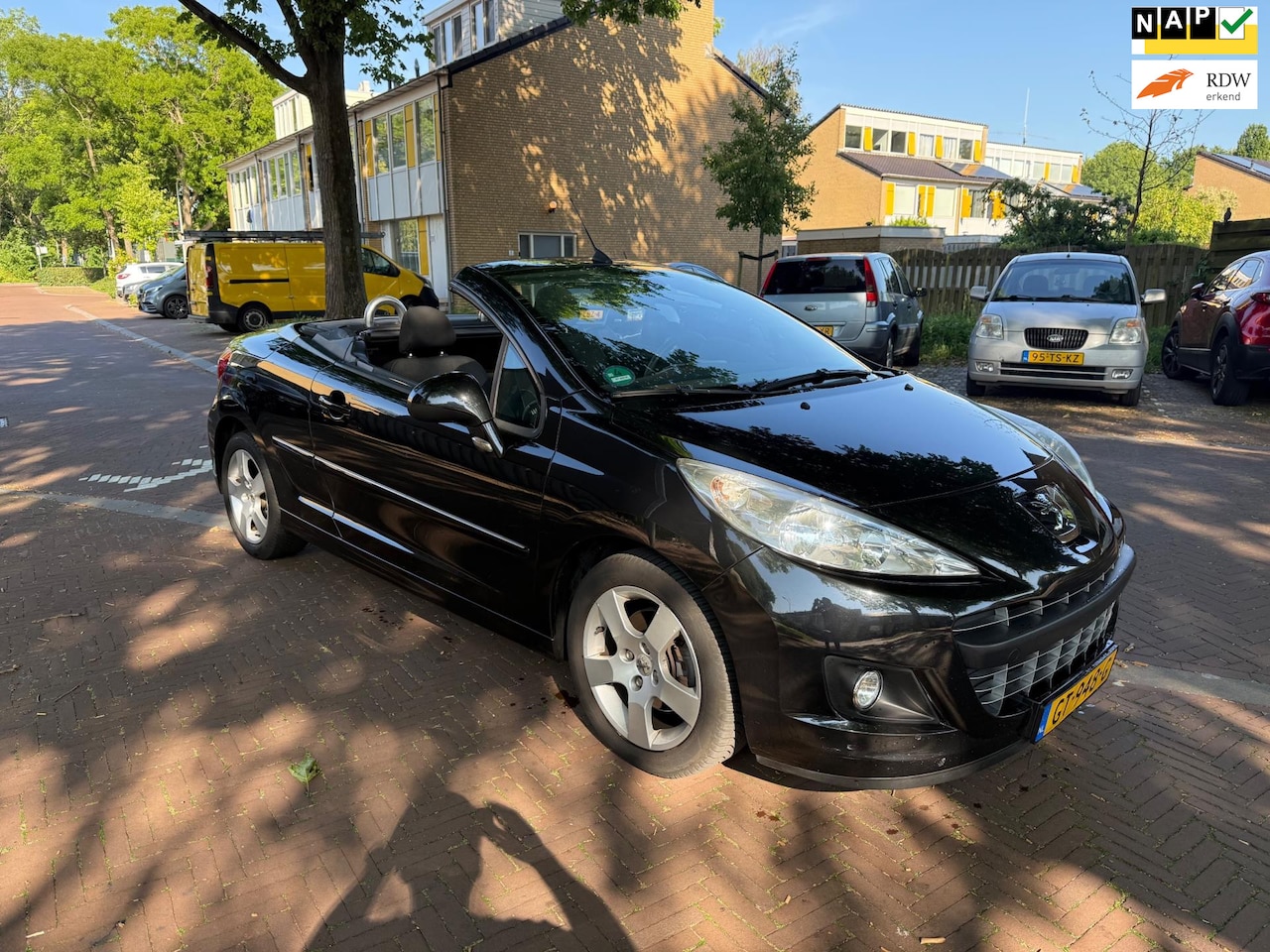 Peugeot 207 CC - Tweede eigenaar / 126.000 km / Bouwjaar 2010 / Nette auto - AutoWereld.nl