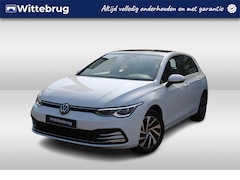 Volkswagen Golf - 1.4 eHybrid 204pk Style DSG Automaat / LED / Navigatie / Panorama dak / LM velgen / Wegkl