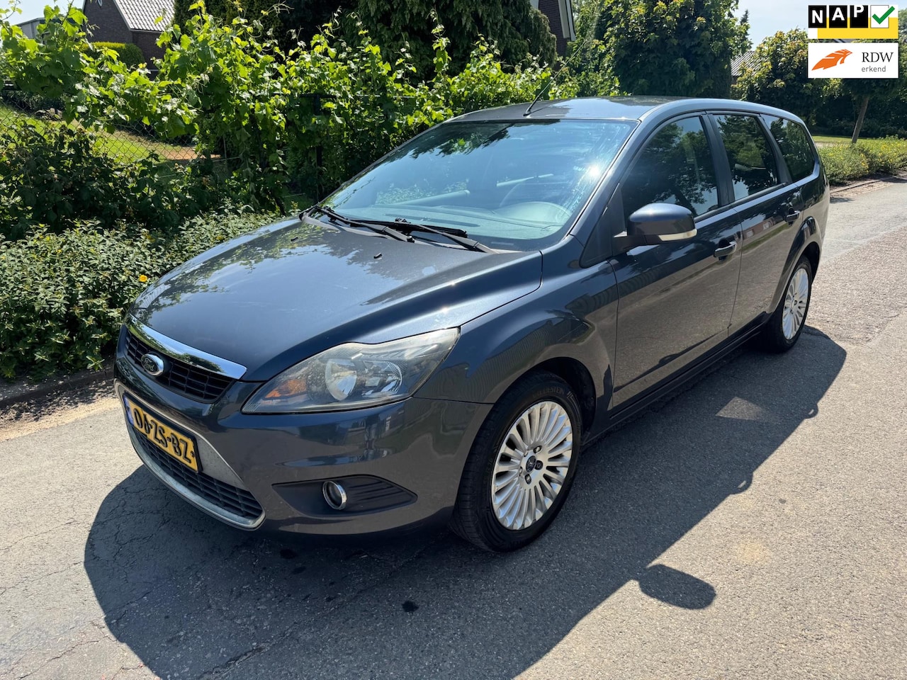 Ford Focus Wagon - 1.6 Titanium Airco Cruise Lm velgen - AutoWereld.nl