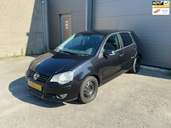 Volkswagen Polo - 1.2-12V Trendline