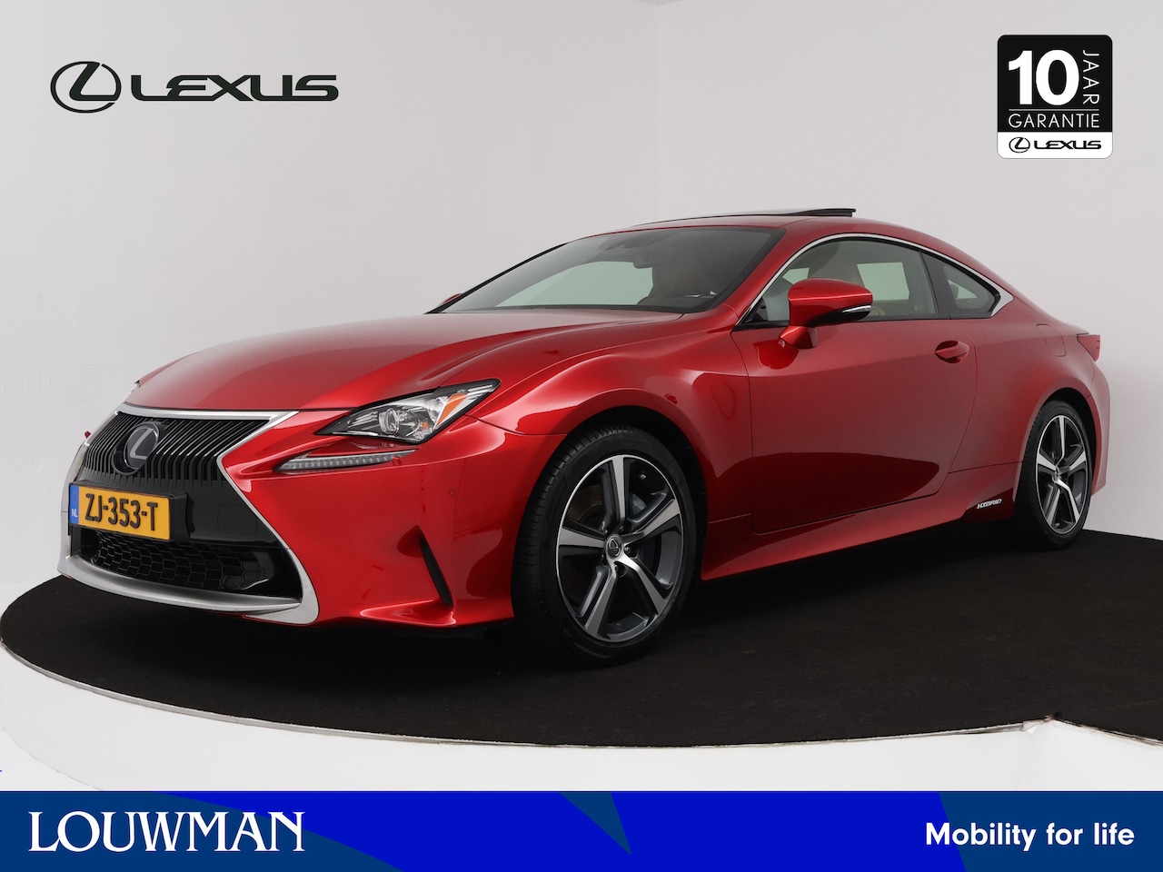 Lexus RC - 300h Business Line Pro Limited | Navigatie | Schuif/kanteldak | Lederen Bekleding | - AutoWereld.nl
