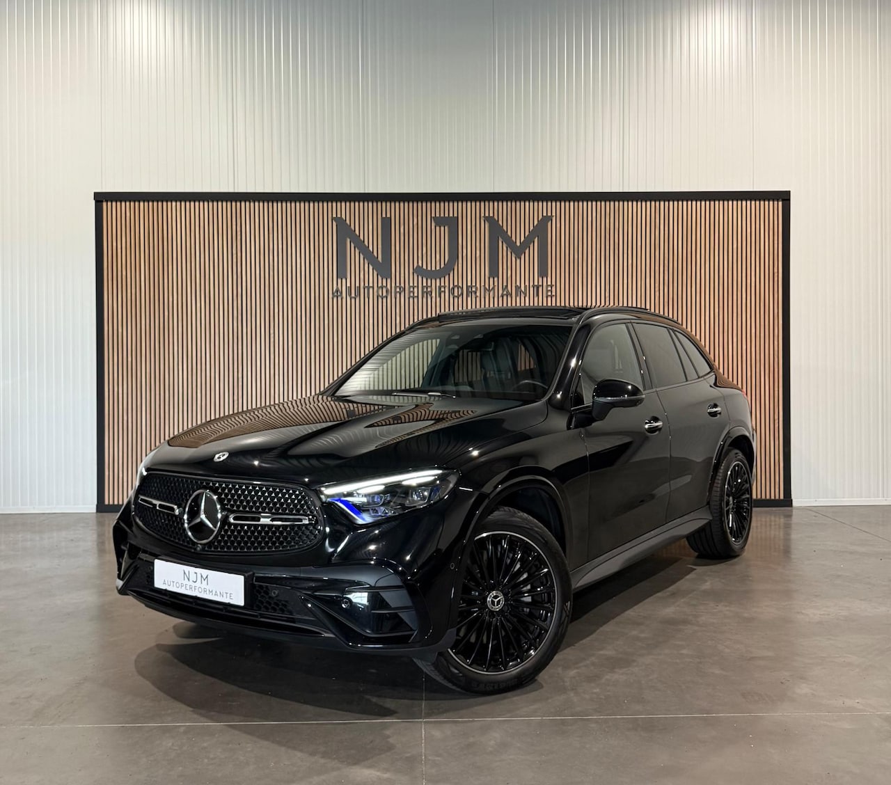 Mercedes-Benz GLC-klasse - 300 4MATIC |Pano|Luchtvering|Memory|360 - AutoWereld.nl