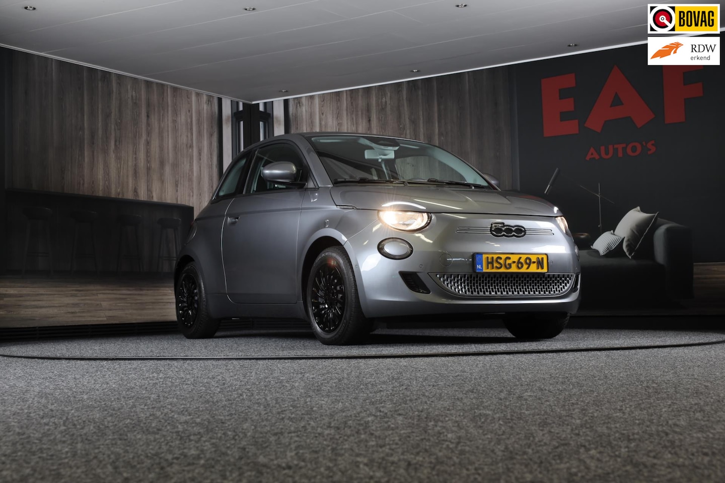 Fiat 500 - 3+1 42 kWh / AUT / Navi / Cruise Control / Camera / Dode Hoek Detectie / Led / Pdc - AutoWereld.nl