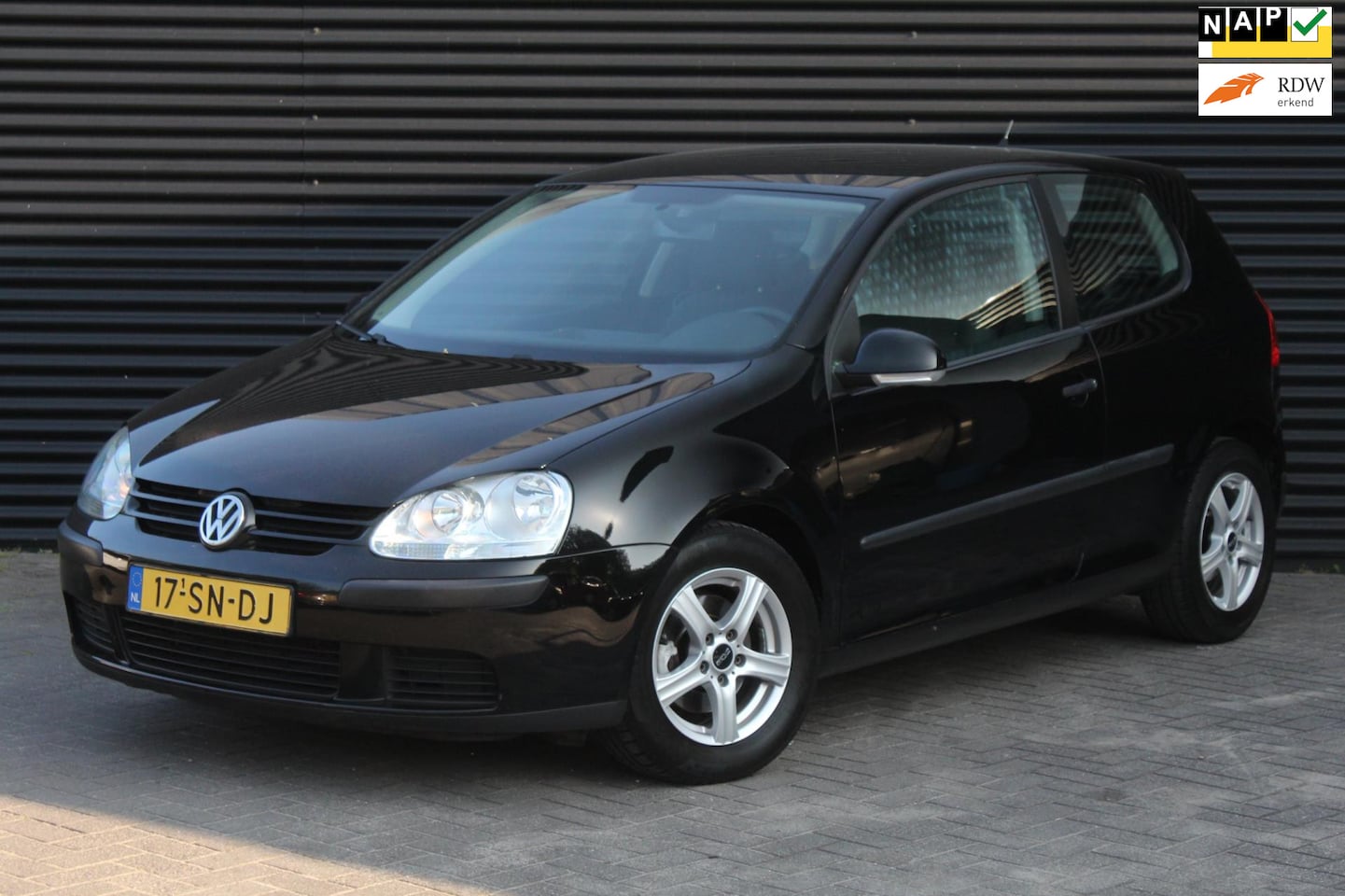 Volkswagen Golf - 1.4 FSI Businessline | Airco | Nieuwe APK | NAP | - AutoWereld.nl