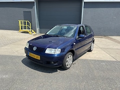 Volkswagen Polo - 1.4 Master Edition