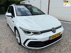 Volkswagen Golf - 1.5 eTSI 3x R-Line AUTOMAAT.PANORAMA.SFEER.VIRTUAL