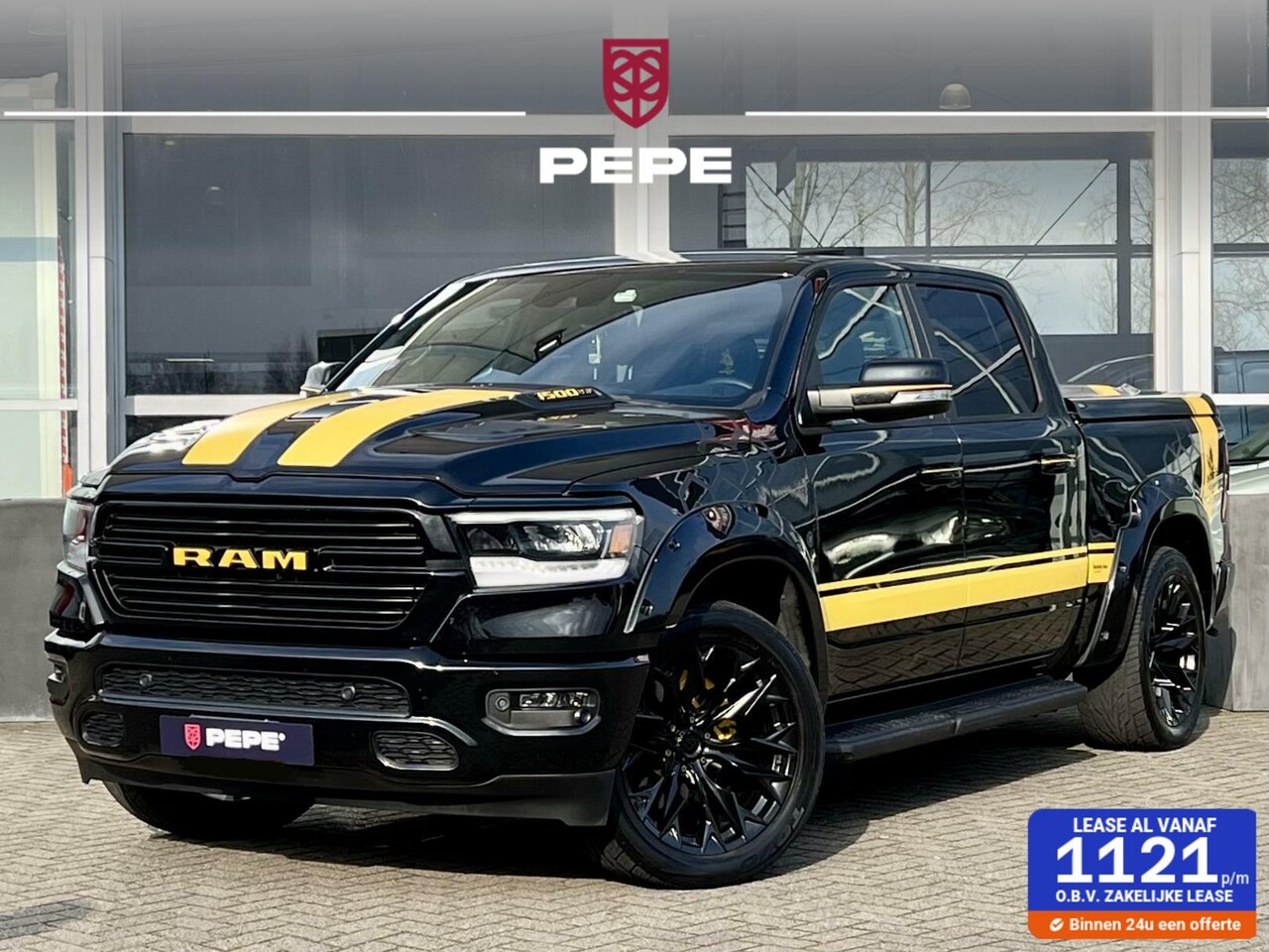 Dodge Ram 1500 - Sport 5.7 Rumble Bee Edition|PANO|ALPINE|22" - AutoWereld.nl