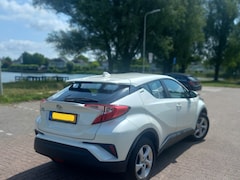 Toyota C-HR - 1.2 Dynamic
