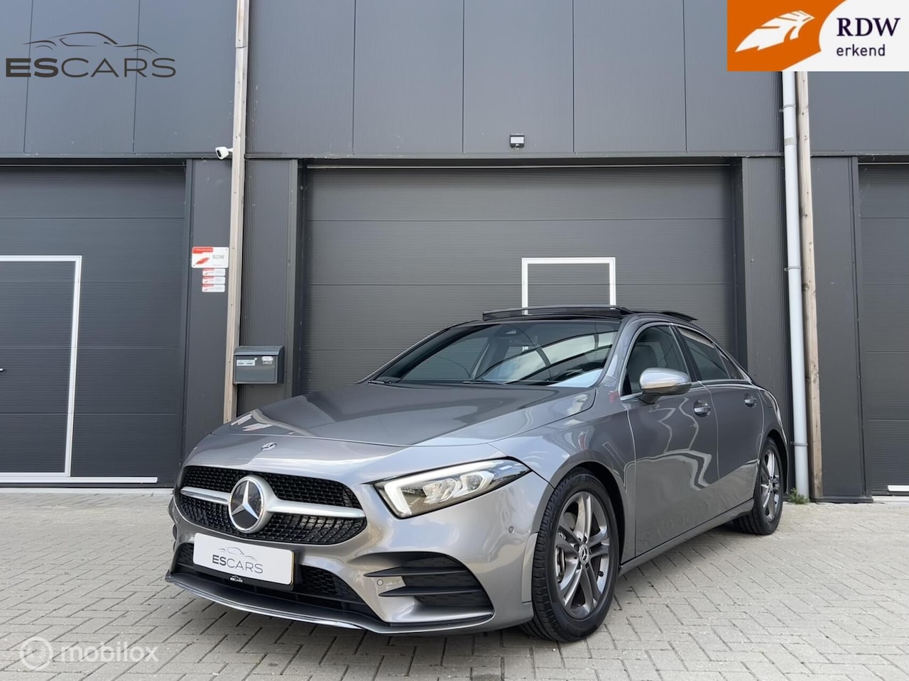 Mercedes-Benz A-klasse - 200 Business Solution AMG Pano| Carplay - AutoWereld.nl