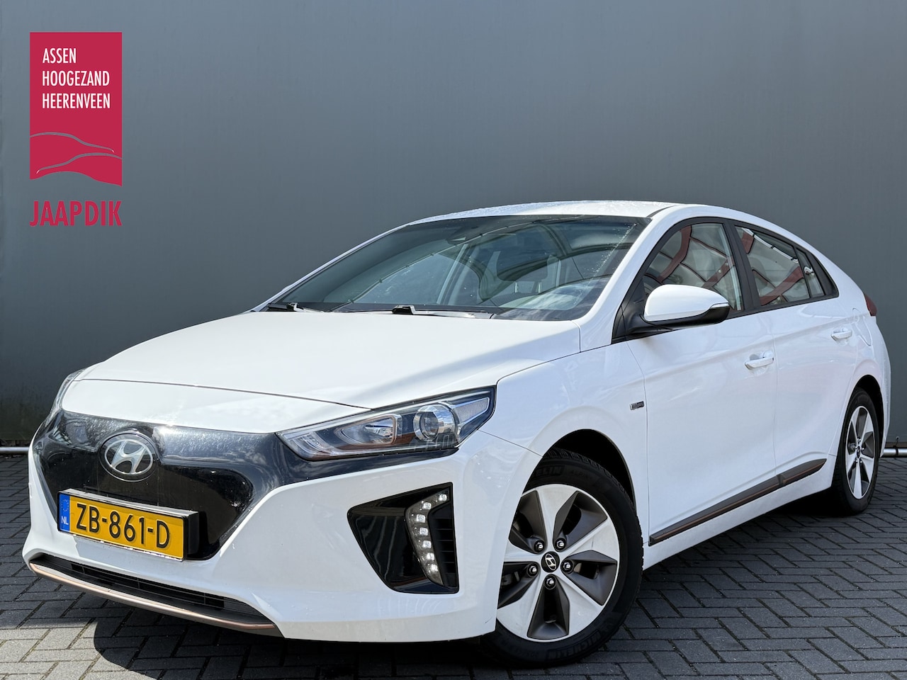 Hyundai IONIQ - BWJ 2019 Comfort EV 120 PK | NWE APK CLIMA / NAVI / CRUISE / CARPLAY /  ACHTERUITRIJCAMERA - AutoWereld.nl