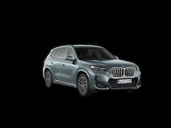 BMW X1 - sDrive18i M Sport | Fabrieksgarantie