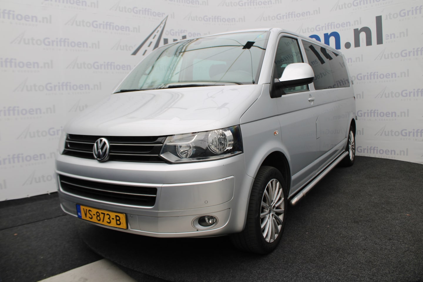 Volkswagen Transporter - 2.0 TDI L2H1 DC Comfortline keurige 5-zitter aut. met leer en trekhaak - AutoWereld.nl