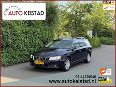Volvo V70 - 2.5T AUTOMAAT XENON/LEDER/NAVIGATIE NIEUWSTAAT