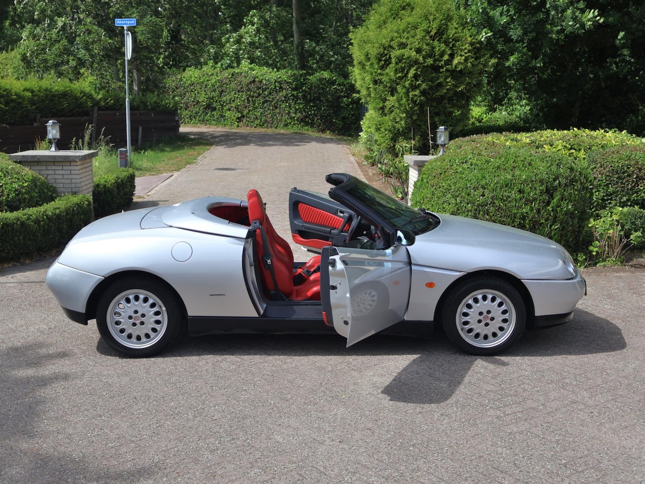 Alfa Romeo Spider - 2.0-16V T.Spark 2.0-16V T.Spark - AutoWereld.nl