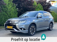 Mitsubishi Outlander - 2.0 PHEV instyle+PLUG-IN Hybrid Automaat*Schuifdak*Achteruit Camera*Leder*NAP*Stoelverwarm