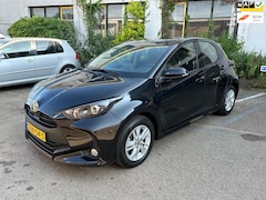 Toyota Yaris - 1.5 Hybrid 115 Business/ Camera/ Apple Carplay/ NL-auto