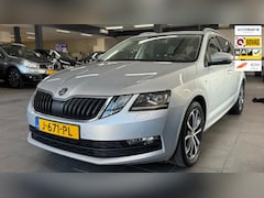 Skoda Octavia Combi - 1.4 TSI Greentech Style Business automaat xenon CarPlay navigatie clima cruise elek- pakke