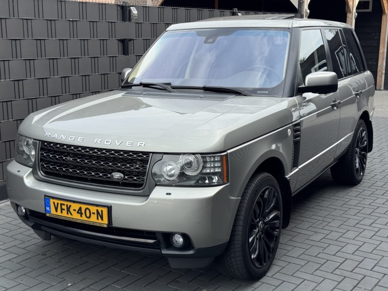 Land Rover Range Rover - AUTOBIOGRAPHY| FACELIFT| GRIJS KENT| V8| BOMVOL| DAK| - AutoWereld.nl